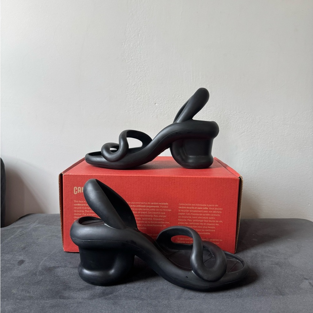 Camper Kobarah Black Sandals